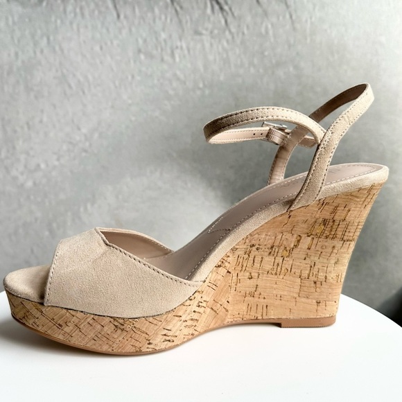 🌸CHARLES🌸 Lambert Wedge Sandals Size: 9.5M - Picture 7 of 14